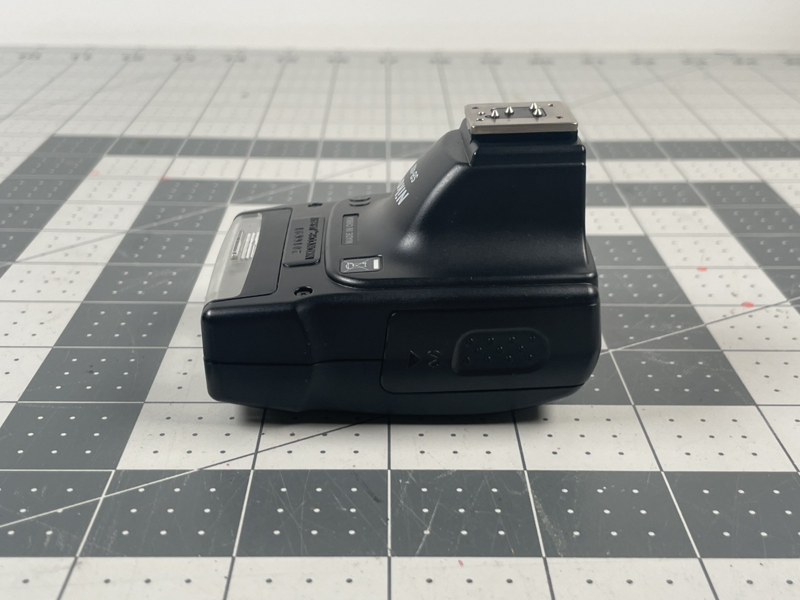 Nikon Speedlight SB-400 EXCELLENT CONDITION