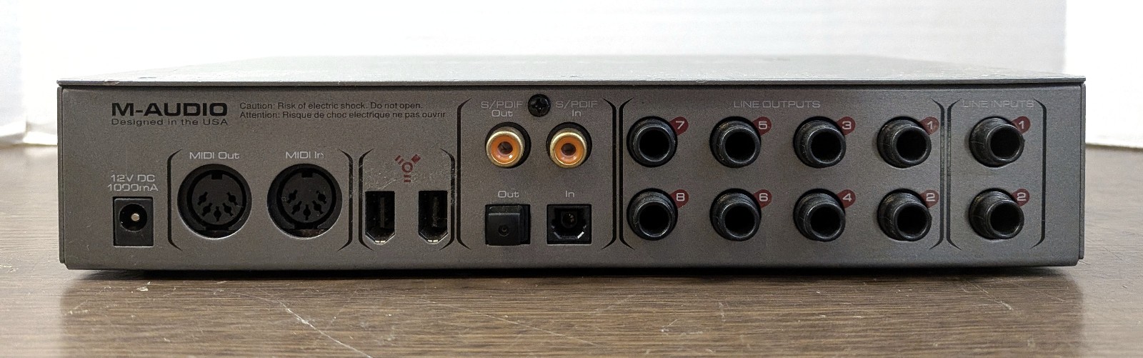 M-Audio FireWire 410 - 4-In / 10-Out FireWire Mobile Recording Interface