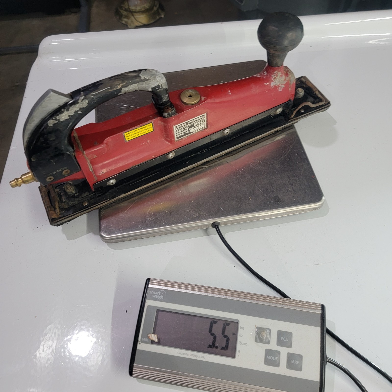 Central Pneumatic 280 Straight Line Air Sander Tested Working Long Board