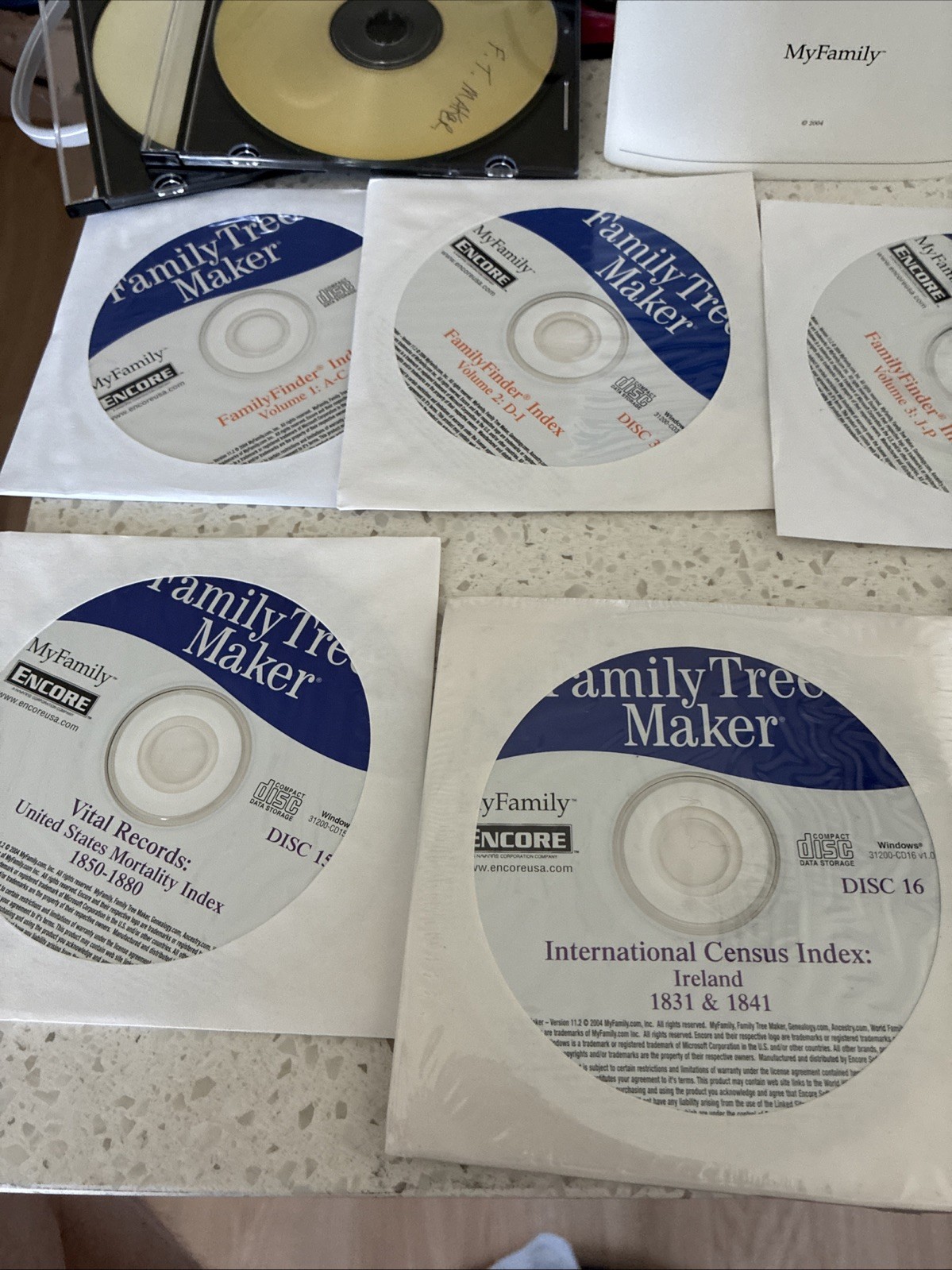 family tree maker Collectors Edition Version 11.2 Some Sealed!