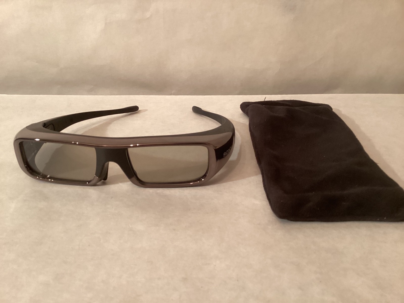 Sony TDG-BR100 Active 3D Glasses Adult Size - UNTESTED - NO TRANSMITTER