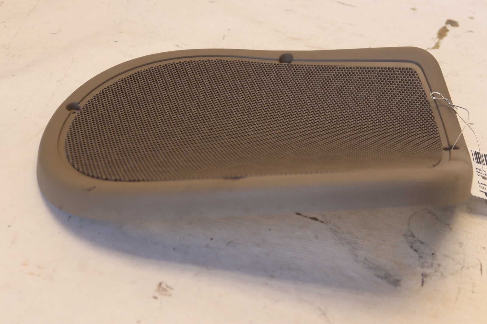 2008-2017 FREIGHTLINER CASCADIA 125 RIGHT SIDE HAND UPPER SPEAKER COVER OEM