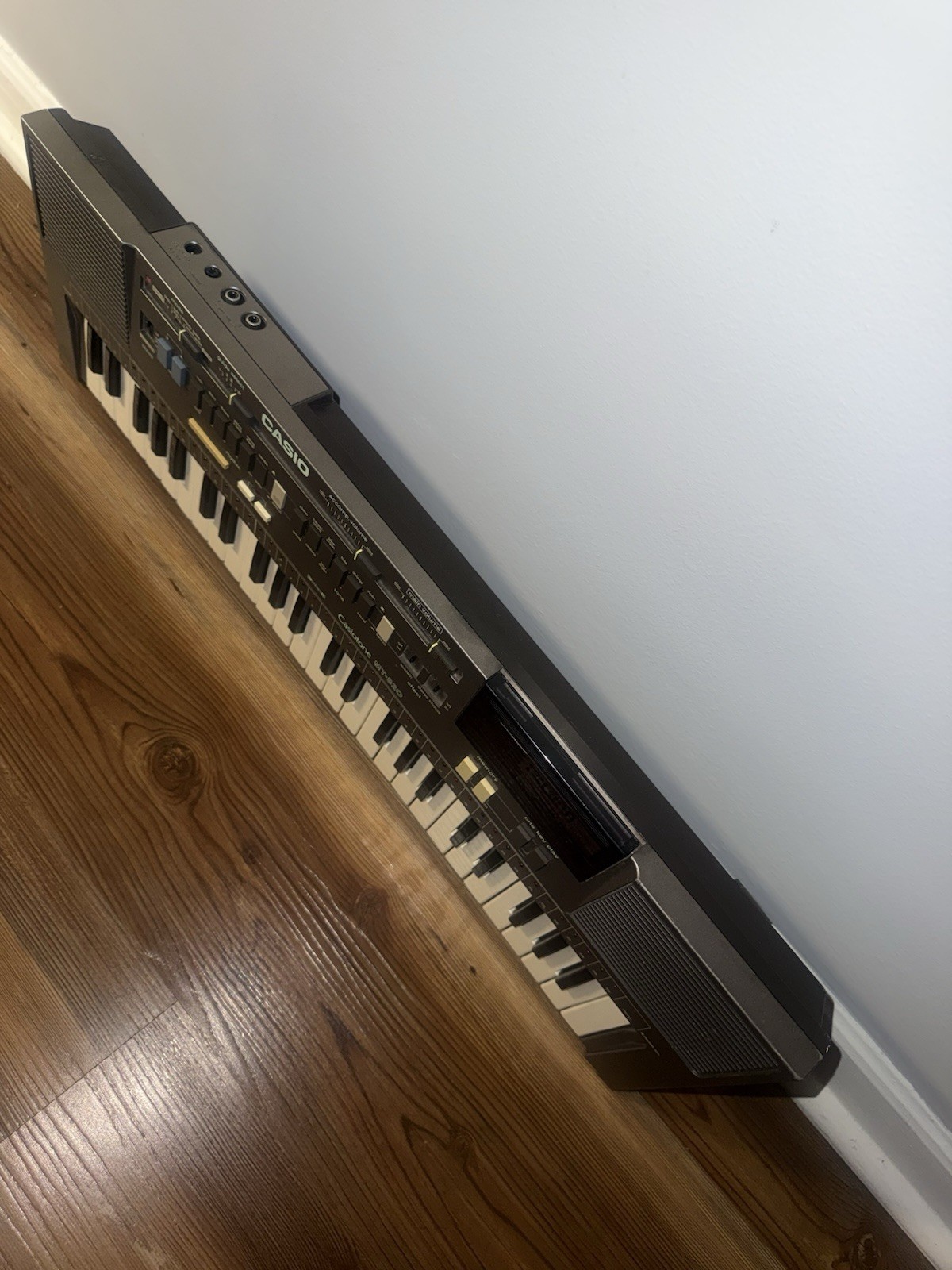 Casio Casiotone MT-820 +Rom Pack/RO-554 Family Songs Electric Keyboard 49 keys