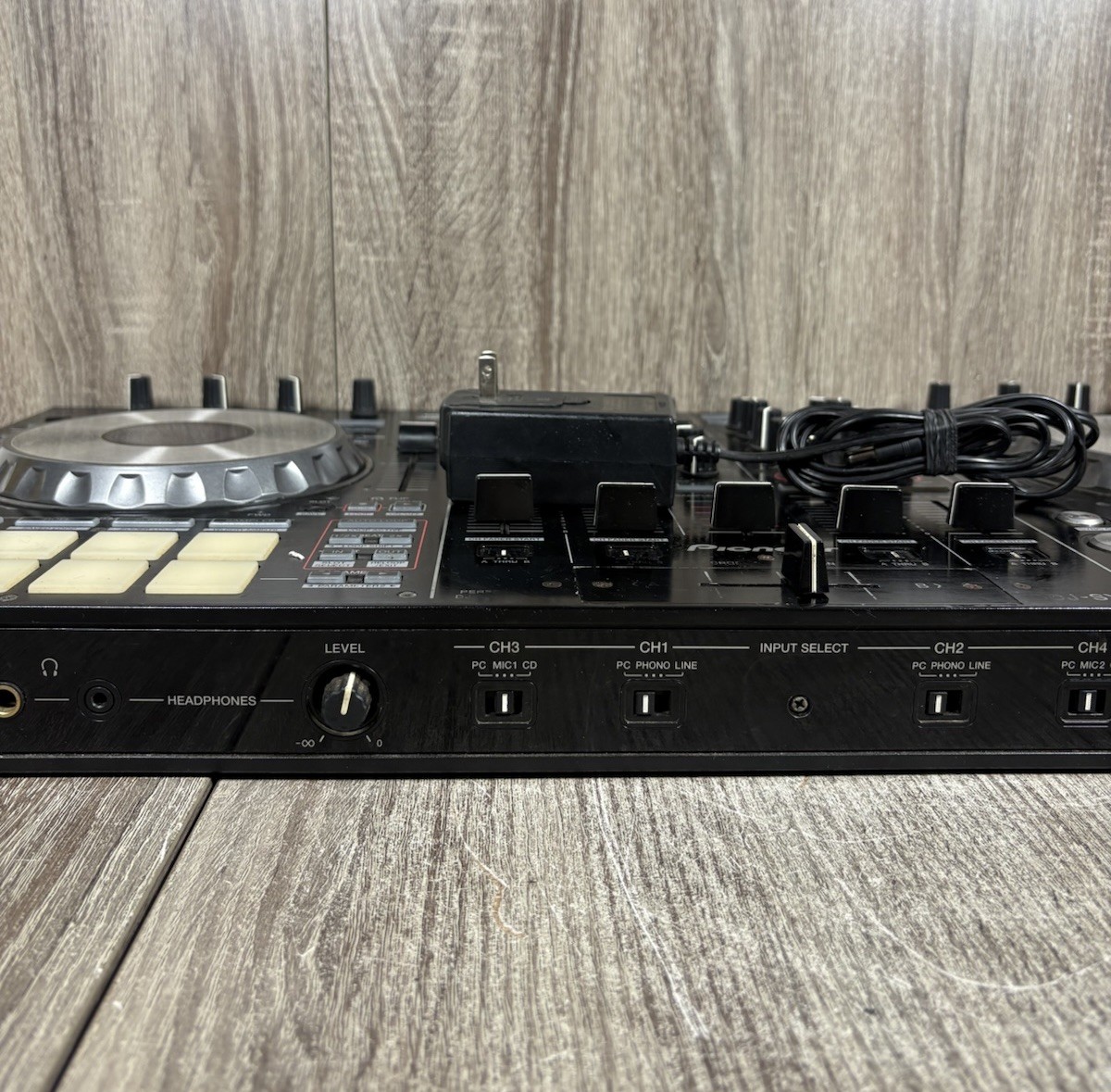 Pioneer DDJ-SX2 Performance DJ Controller With AC Power Adapter Tested.