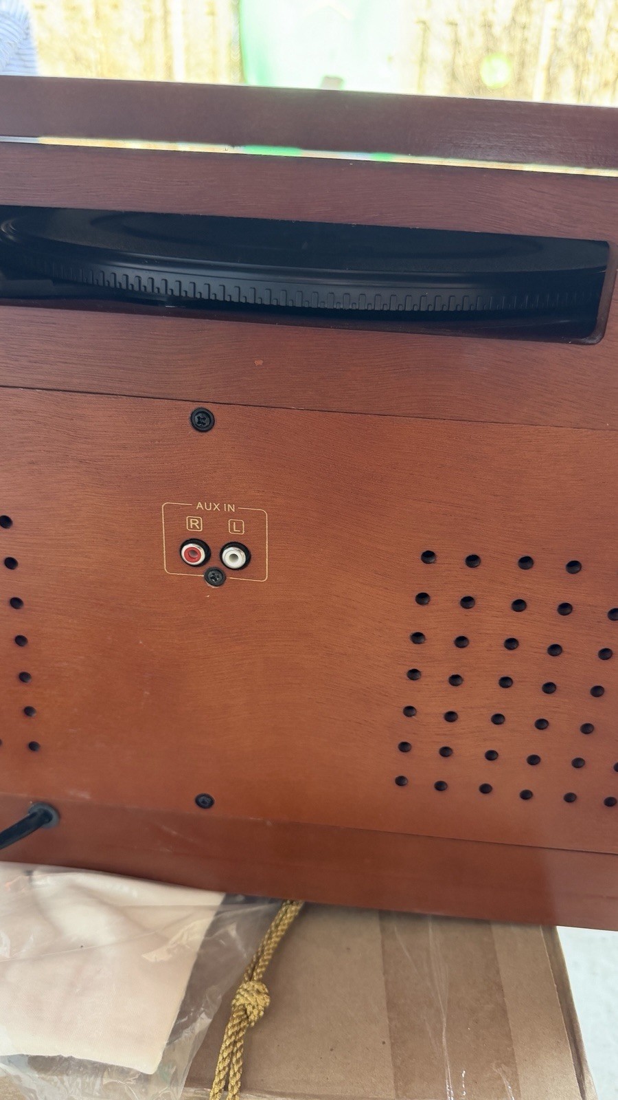 Innovative Technology ITVS-750B Bluetooth Record Player CD Recorder Wood