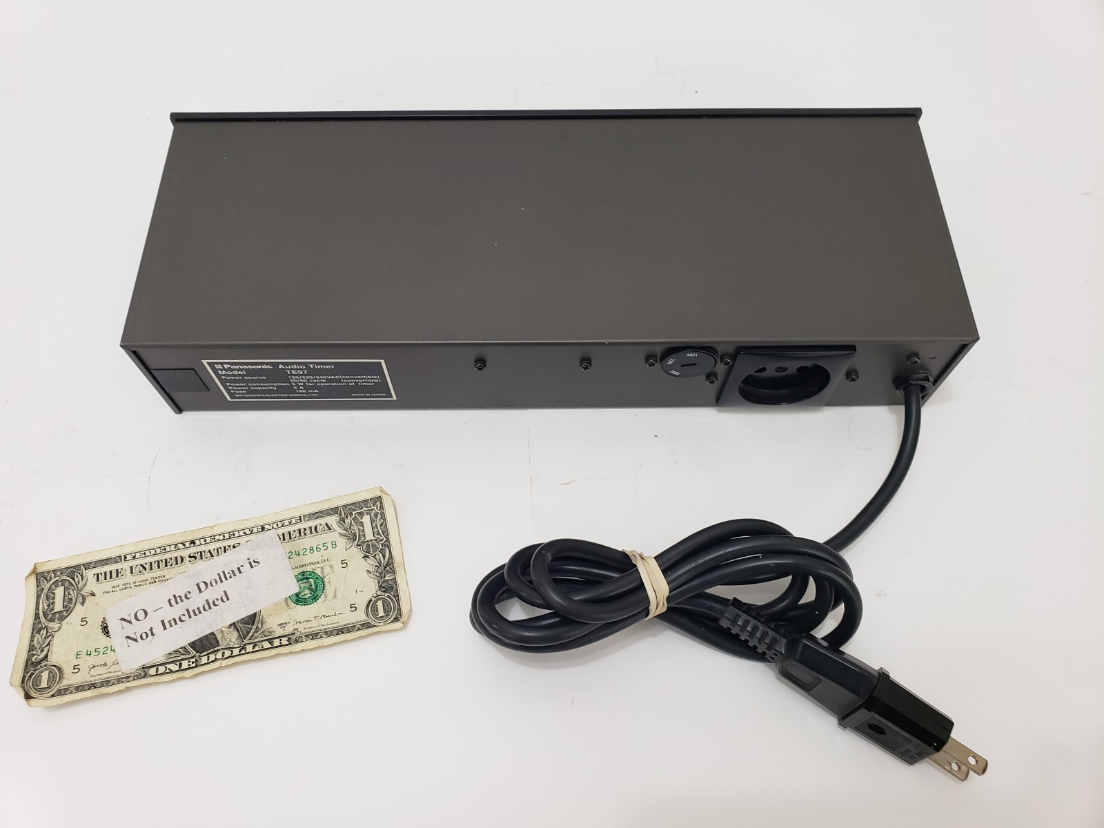 Panasonic Quartz Audio Programmer - Model TE-95 - Powers Up - Untested