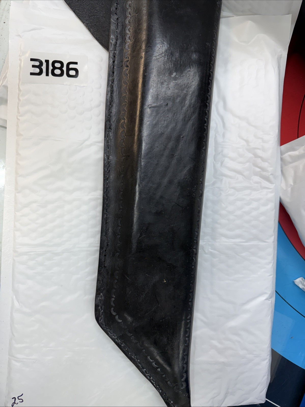 Vintage Archery Quiver - Item 3186