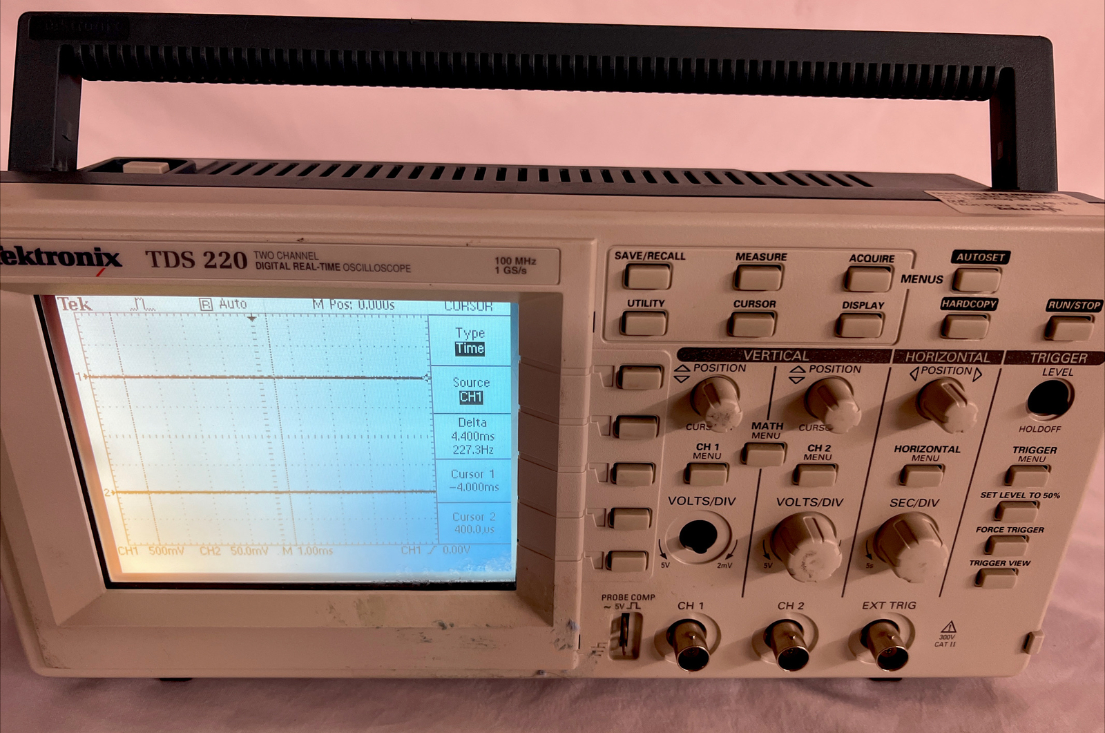 Tektronix TDS 220 100MHz Two Chanel Digital Oscilloscope TDS220 Real-time