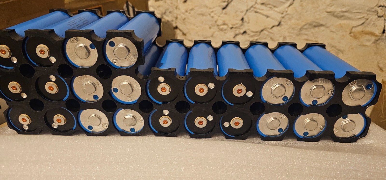 EVE 3.2V 20Ah LiFePO4 Battery 40135 Cells