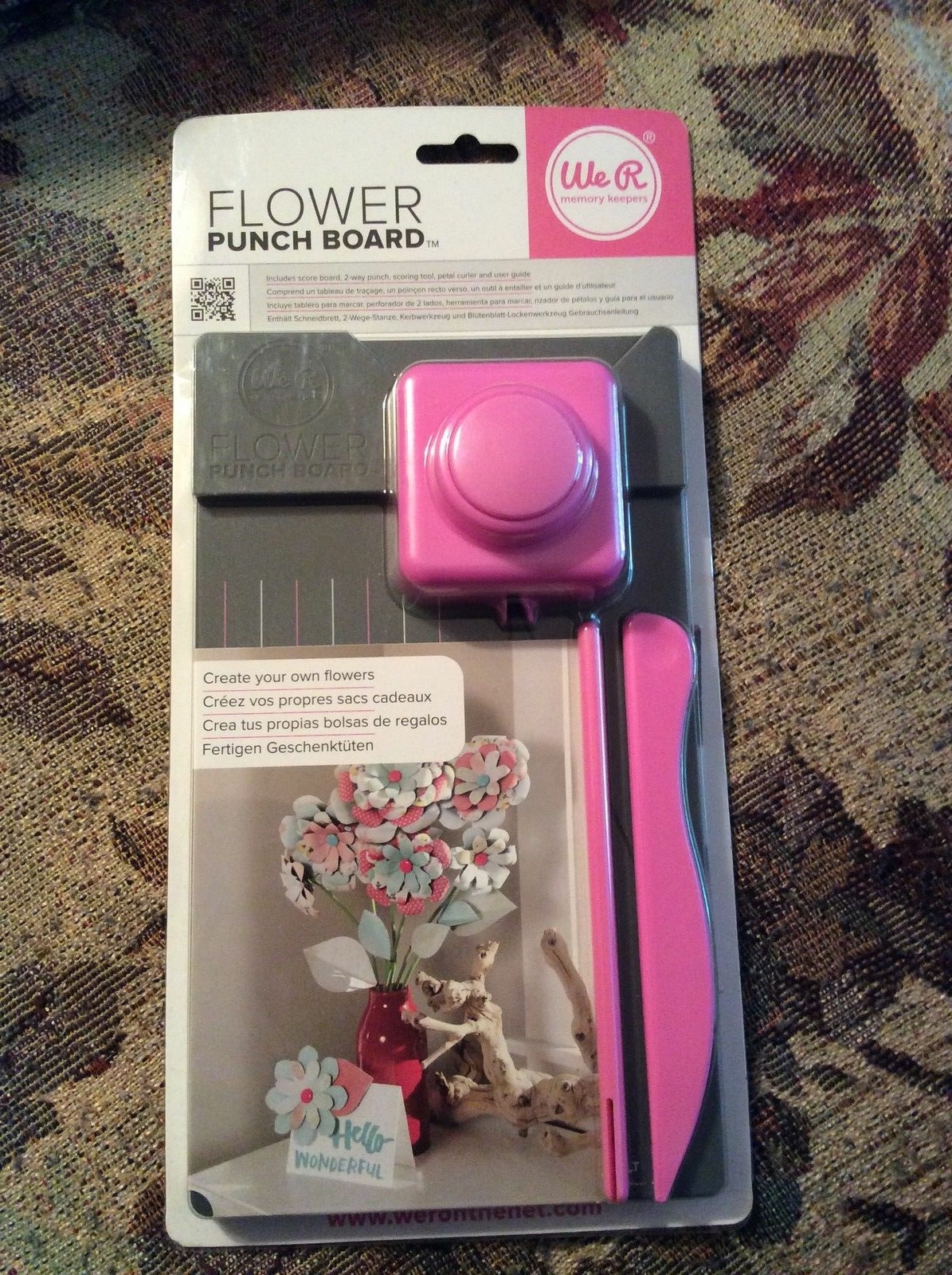 We R Memory Keepers Flower Punch Board  7134-2 Paper Crafts