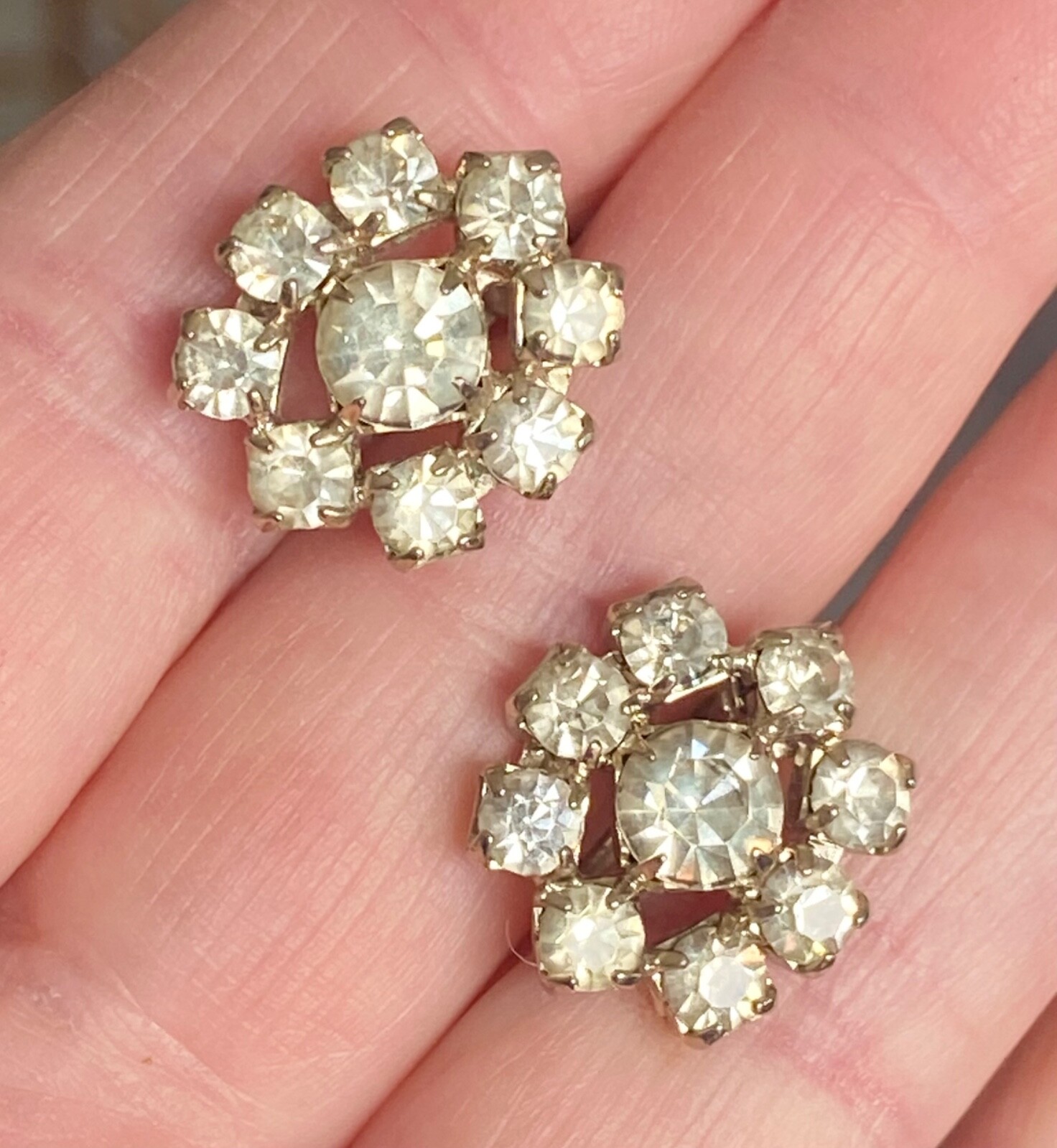 Antique Clear Prong Set Rhinestone Round Screw Back Earrings
