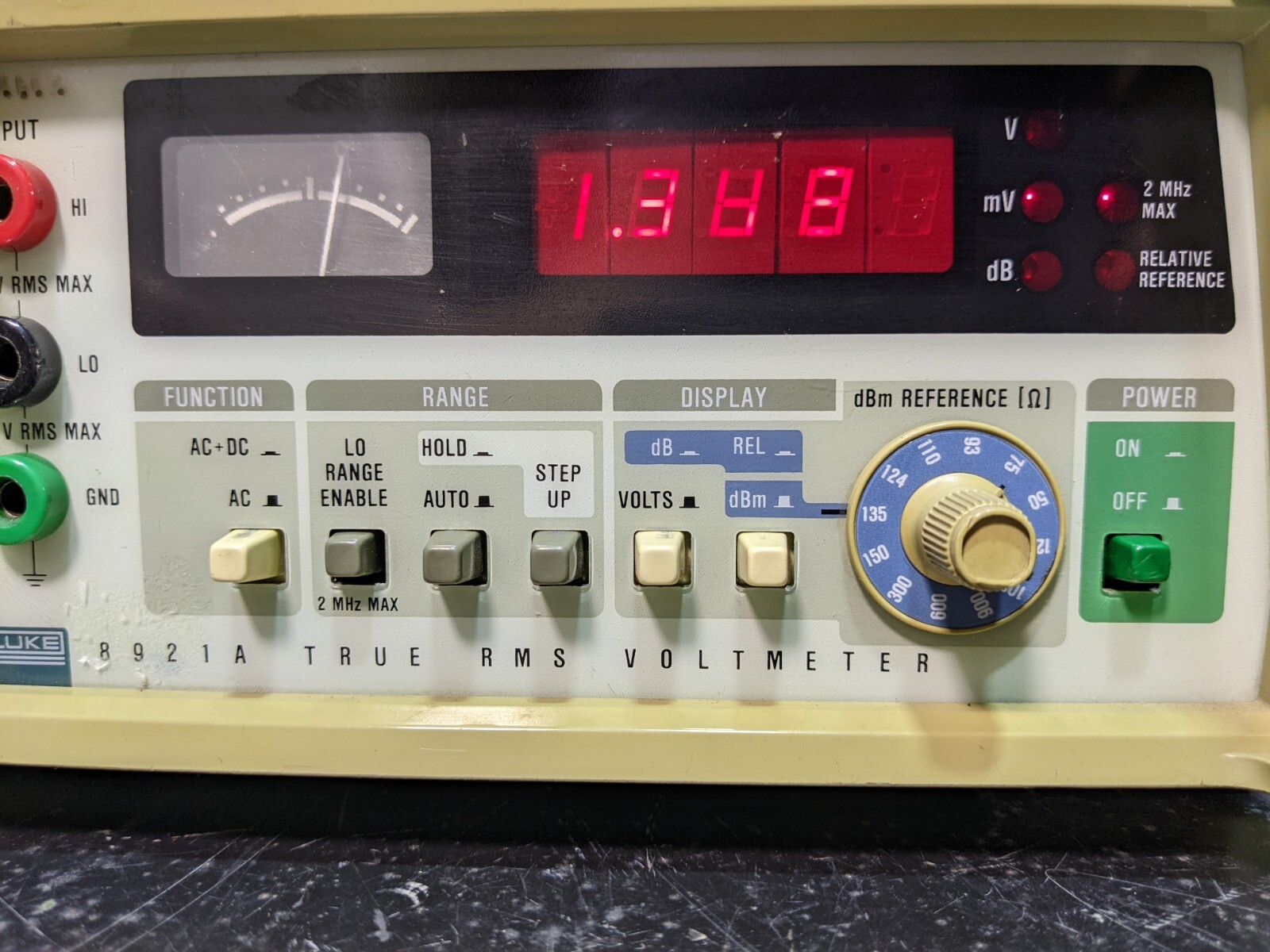 Fluke 8921A True RMS Voltmeter / 30 DAY GUARANTEE