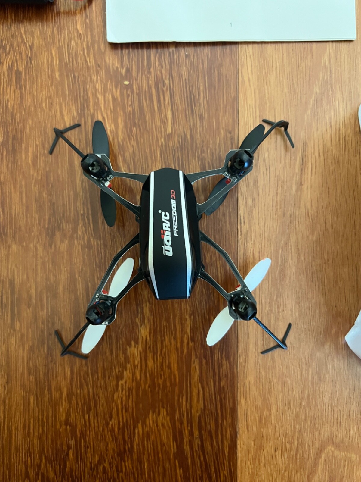 Udi R/C Freedom 3D U32 Quadcopter Mini Drone
