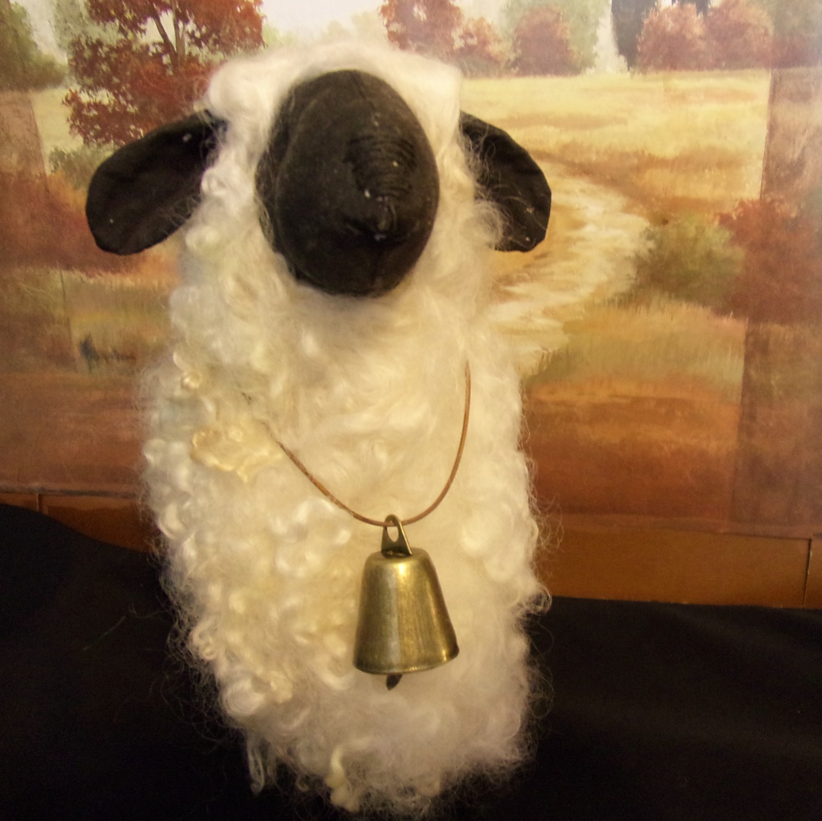 Pattern, Americana, primitive sheep, 15 in. Dumplinragamuffin, #178
