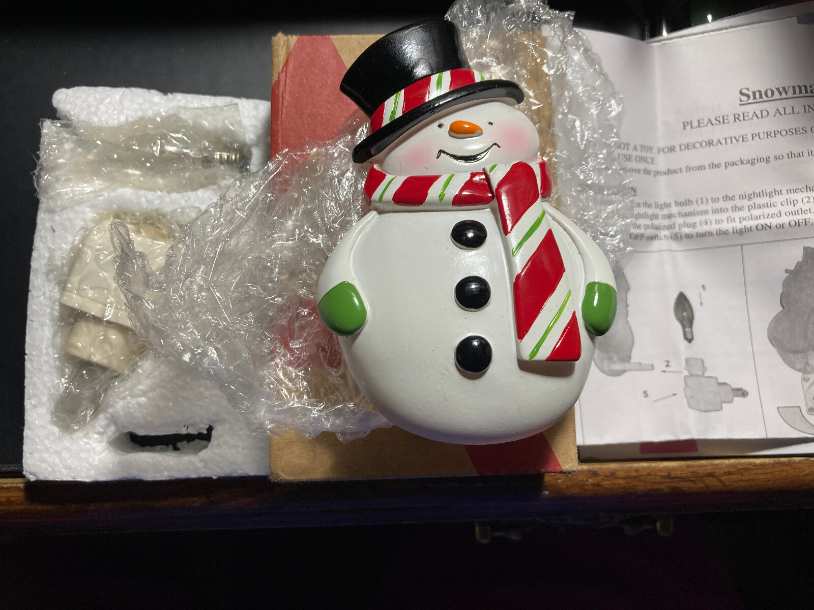 2008 Avon Snowman Christmas Holiday Night Light 4.5" NEW in Box