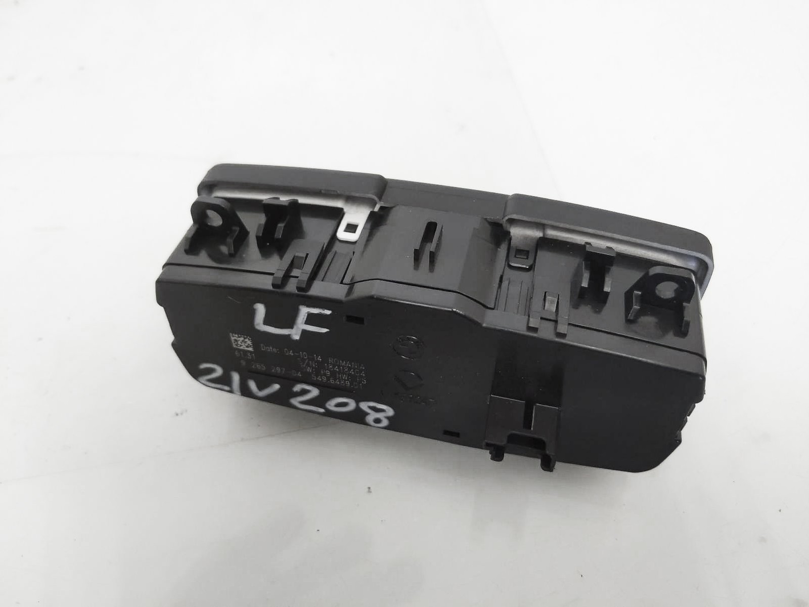 Bmw 320I 2016-2018 Headlamp Switch Assy (On Dash) 61316847506