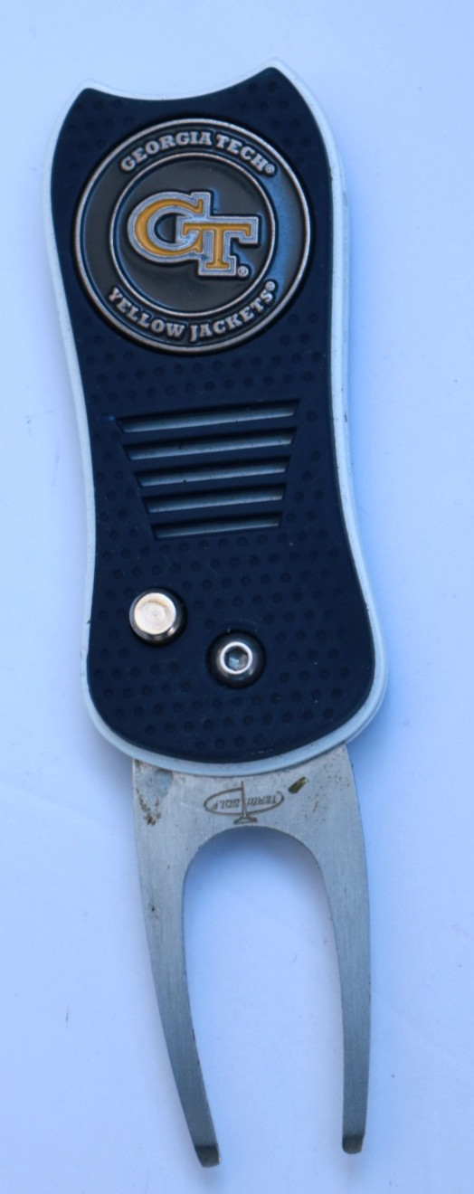 Georgia Tech Yellow Jackets Switchblade Divot Tool Pre Owned