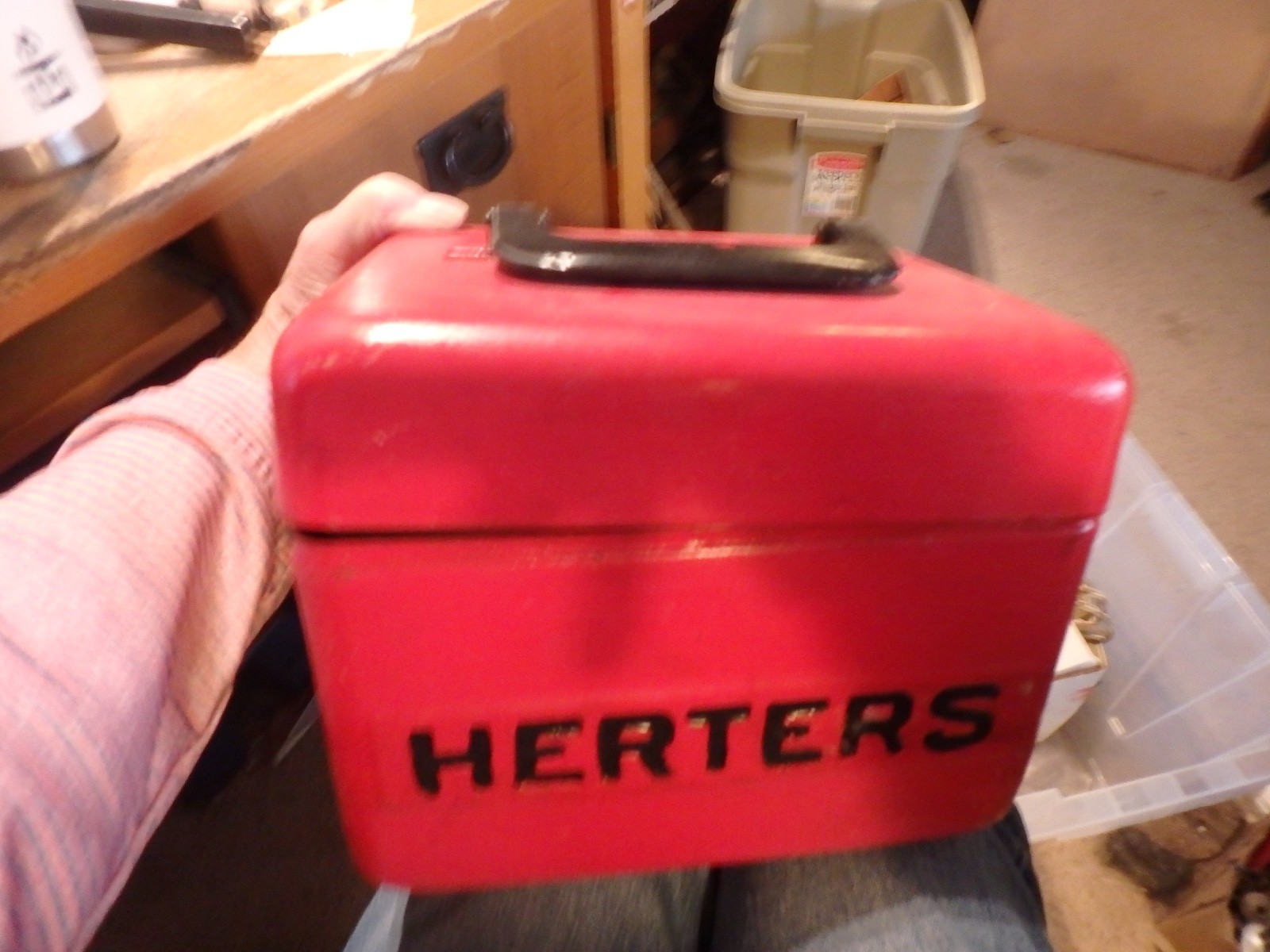 4F-  vintage  HERTER'S iah finder model 125D -untested so listing as-is