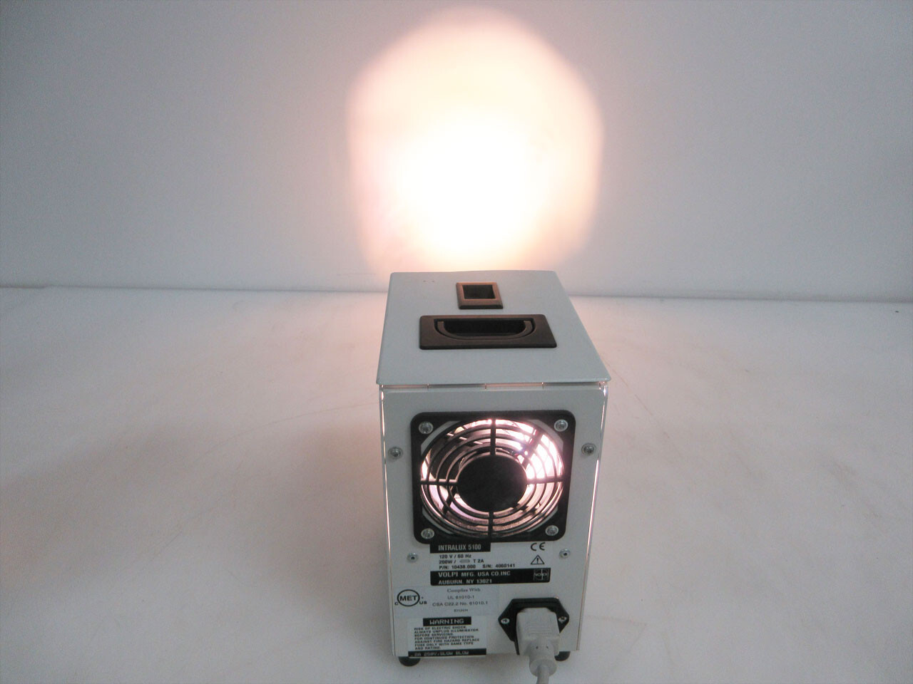 VOLPI INTRALUX 5100 COLD HALOGEN LIGHT SOURCE - SYSTEM ISSUE V