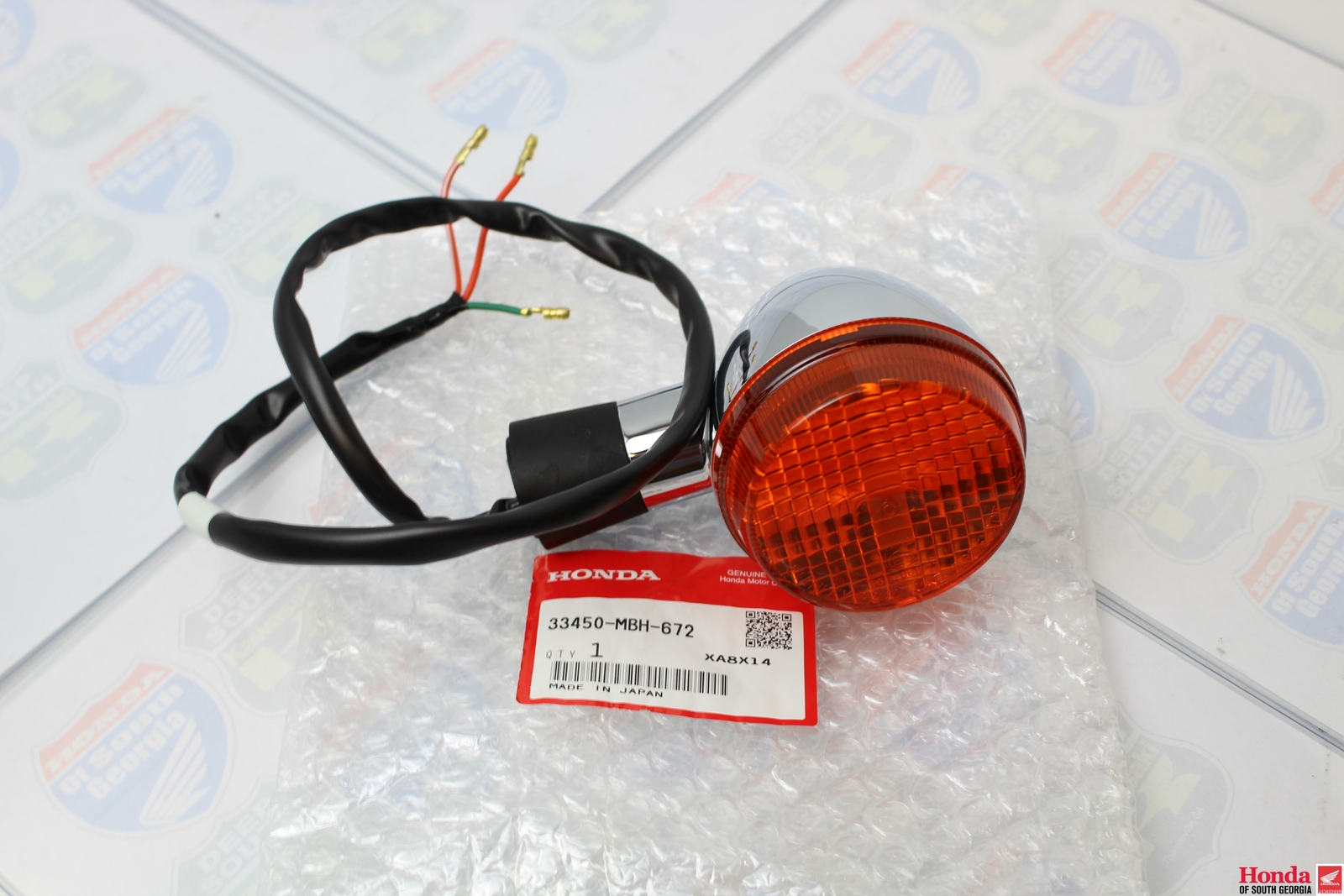 OEM LEFT FRONT TURN SIGNAL LIGHT INDICATOR 33450-MBH-672  SS#   33450-MBH-673