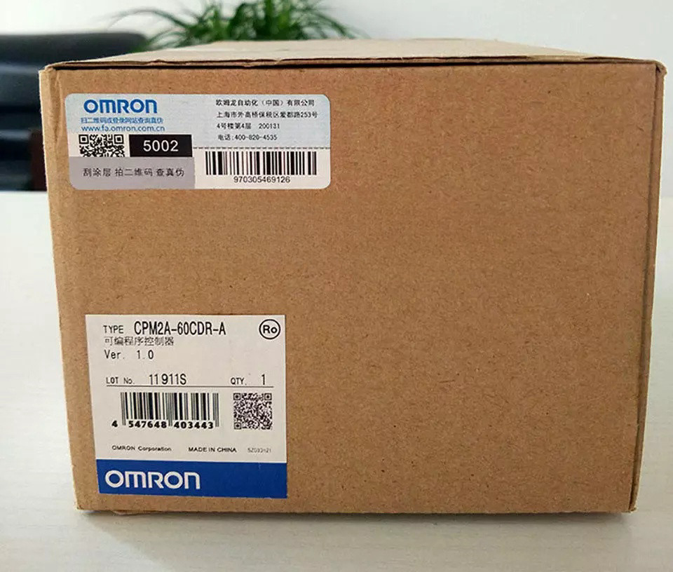 Omron CPM2A-60CDR-A Programmable Controller New in box