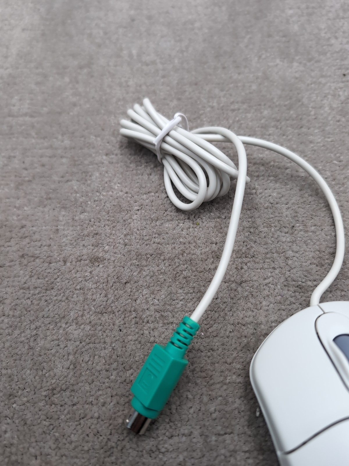 VTG Micro Innovations KB940C White Wired Mouse Brand New