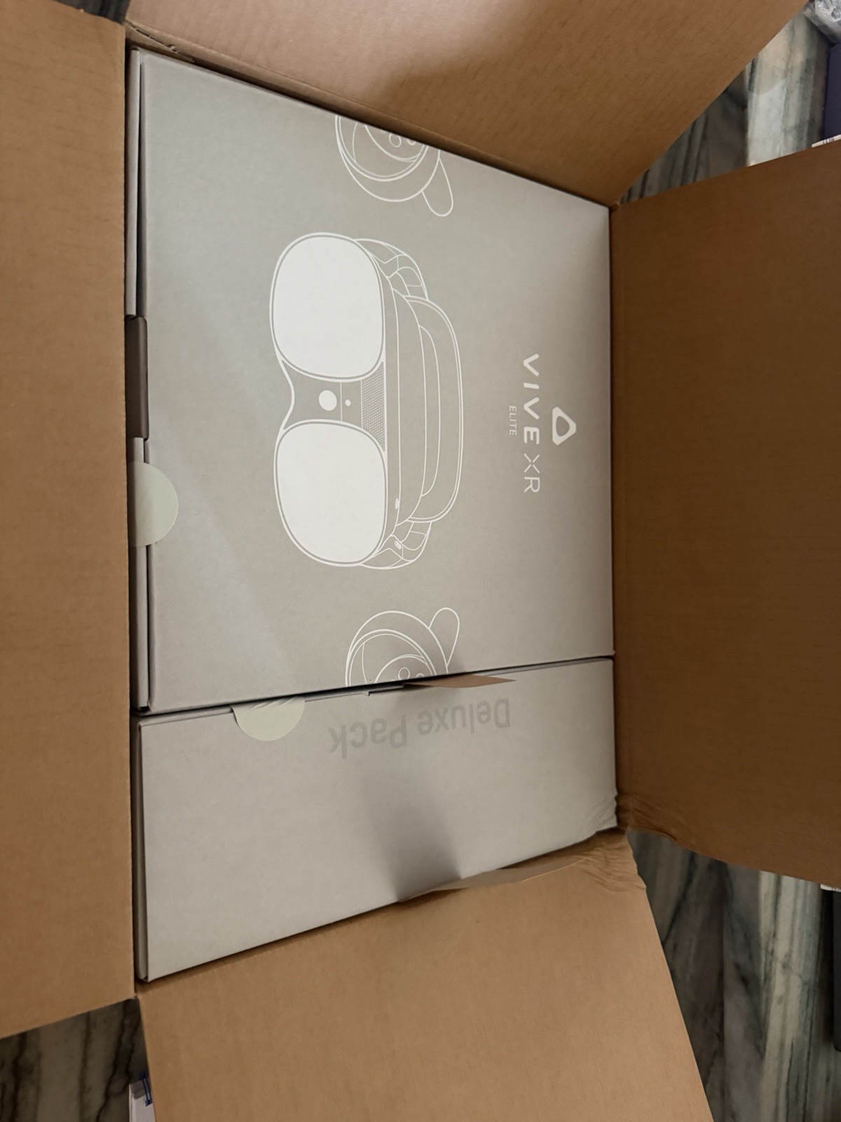 HTC VIVE XR Elite and Deluxe Pack