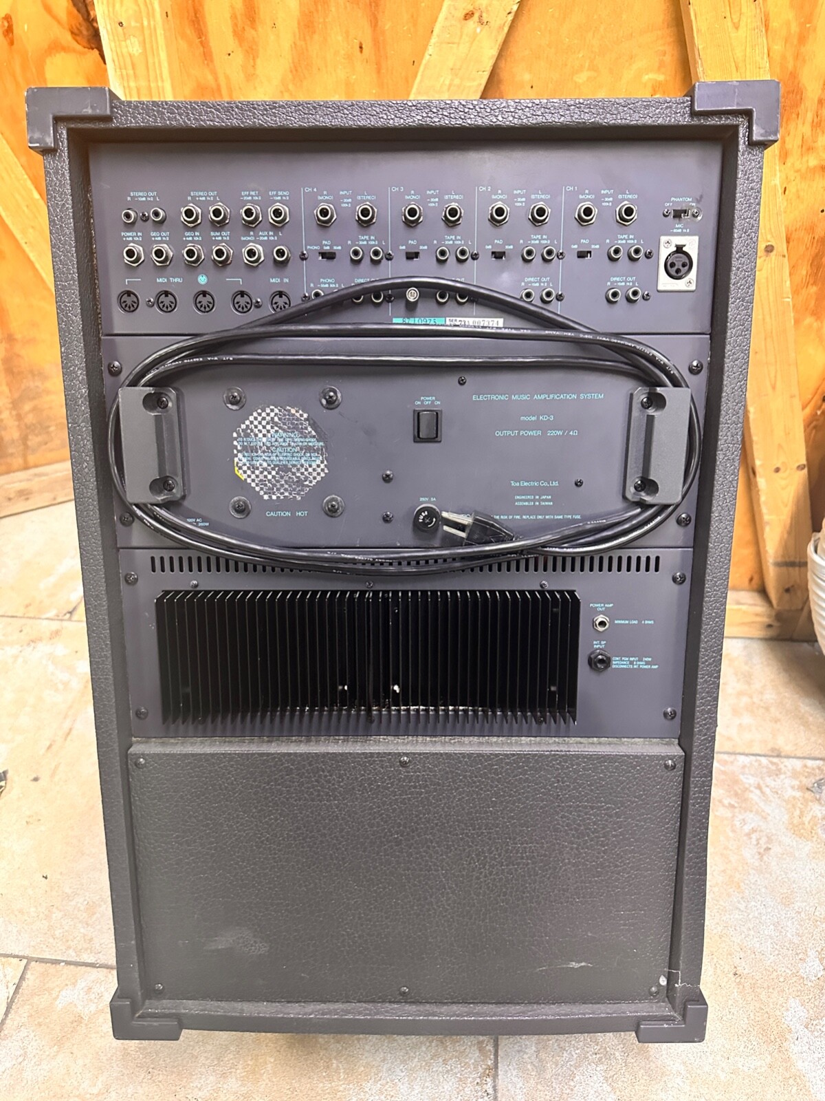 TOA KD3 Keyboard Amplifier - tested & working