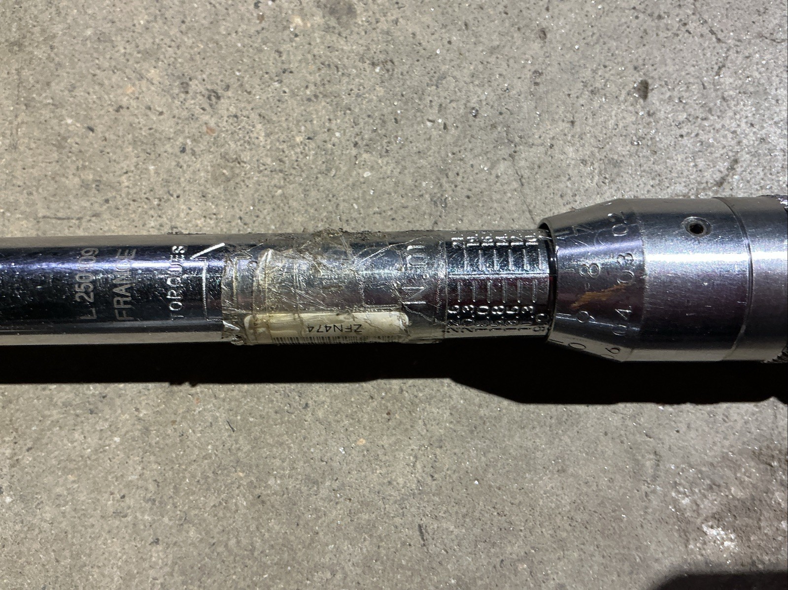 Mac Tools Rounded Head Micro-Adjustable Torque Wrench 30-200 In-Lbs 1/4 TWM200A