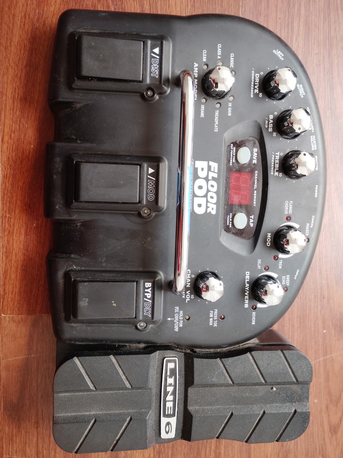 Line 6 Floor POD Multi Effects Pedal Front Side Cover Missing Tested Works Rare