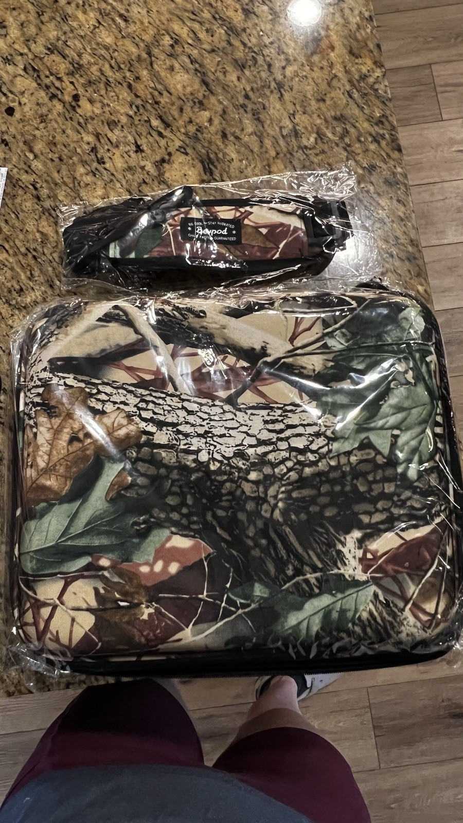Brand New Camo Print  BevPod Slim Portable Cooler Holds 10 Cans Or 6 Bottles