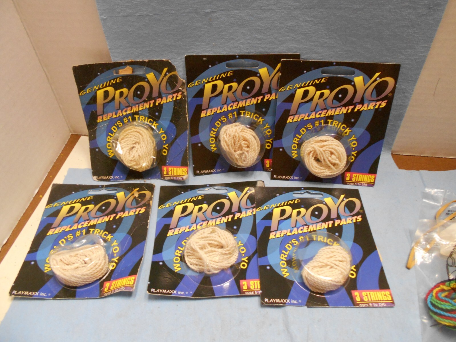 YOYO STRINGS  Vintage Sealed Pack of ProYo YoYo Strings Playmaxx 1997