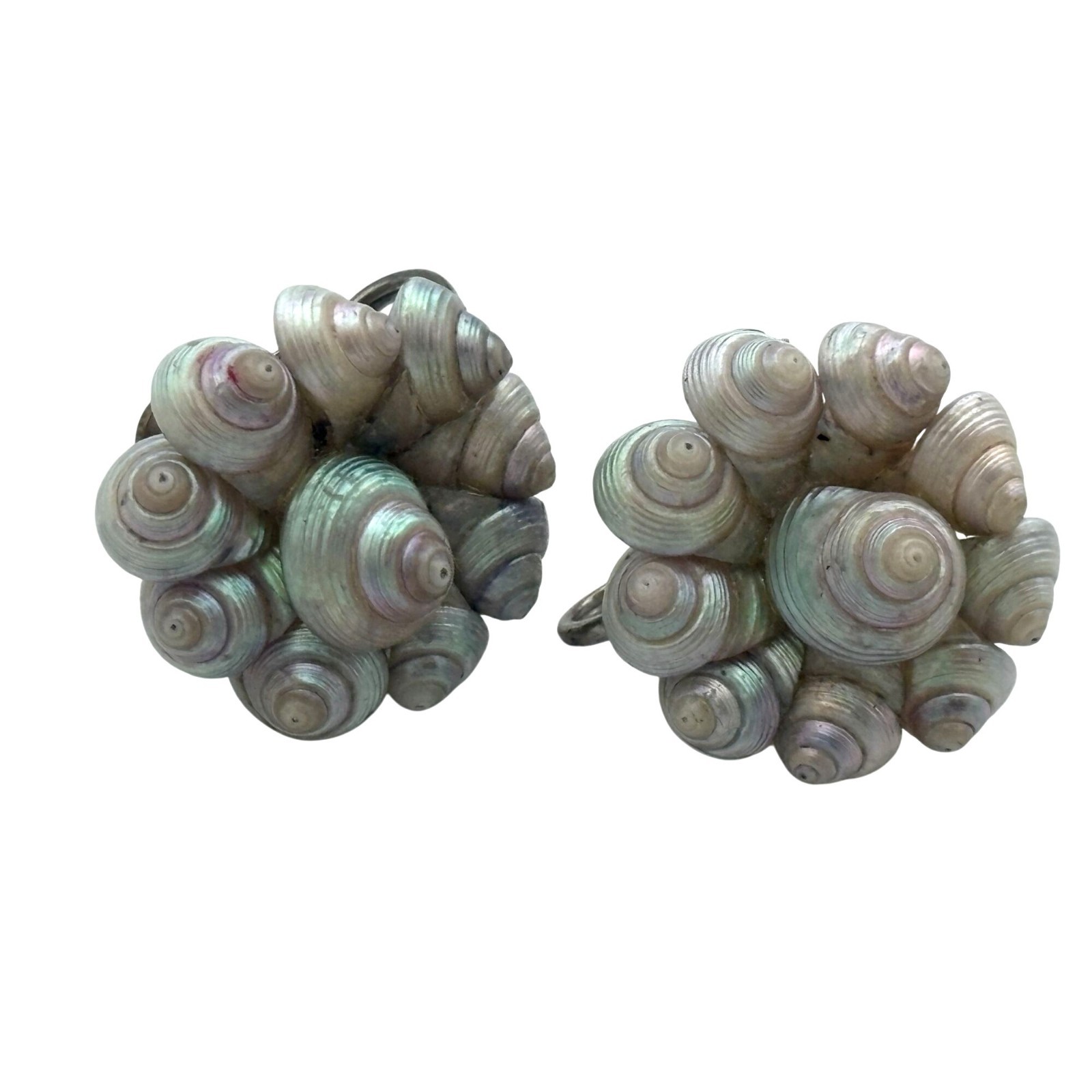 Vintage Pearlescent Cluster Round Statement Seashell Screw-Back Earrings .75"