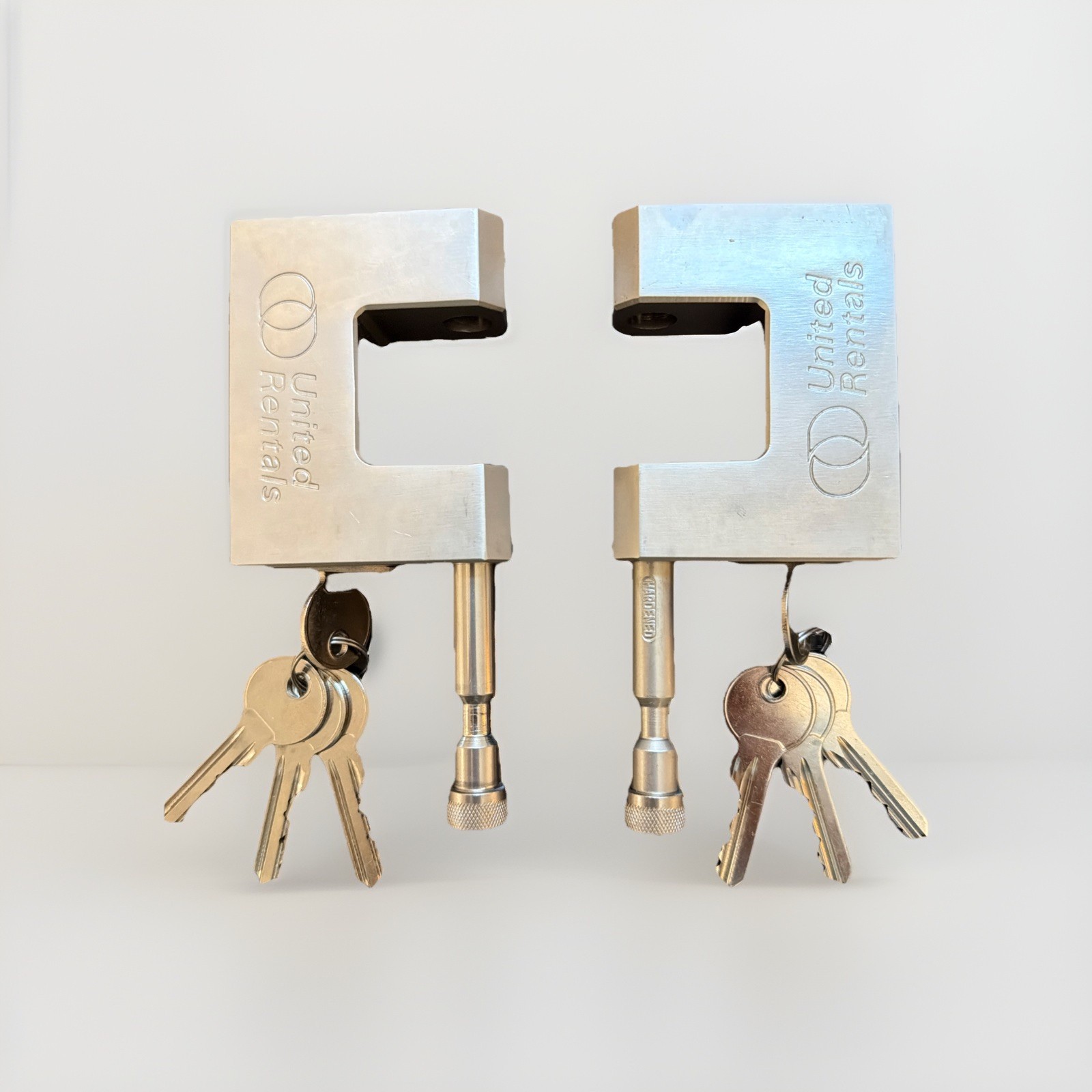 2 Pk United Trailer Container Gates Block Lock Padlock Straight Shackle 4 KEYS