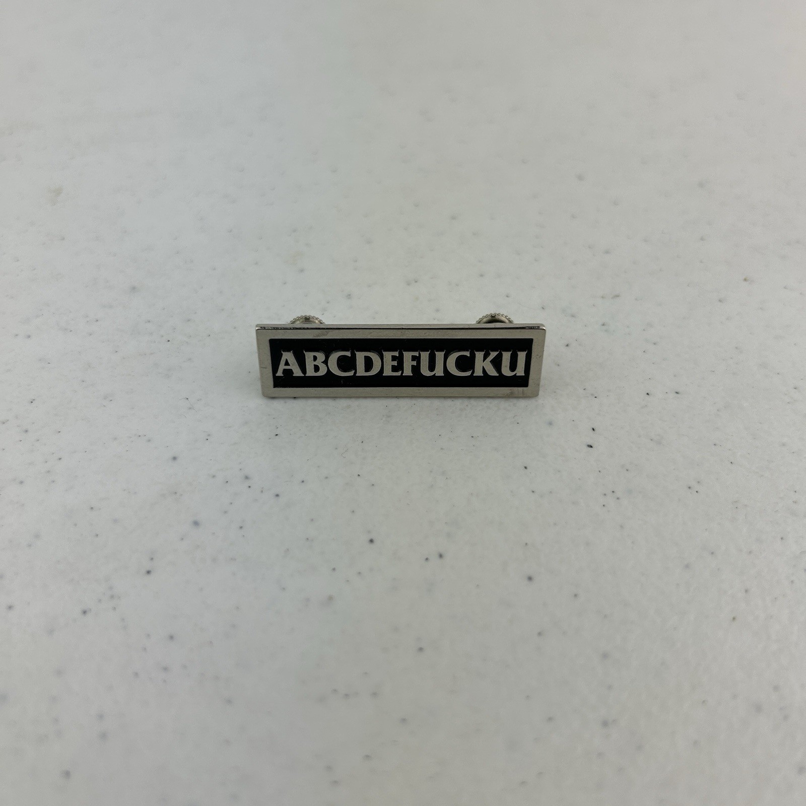 SUPREME FW 2014 ABC PIN Rectangle Box Logo Lapel Enamel Button Hat Bag Accessory