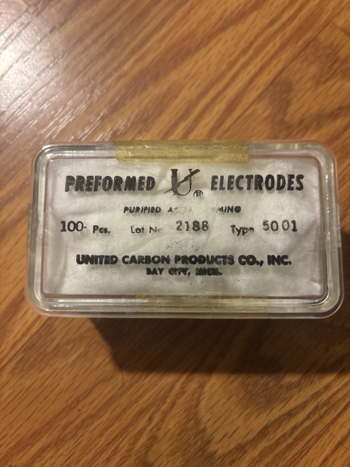 United Carbon Type 5001 Spectroscopic Graphite Electrodes 100 pcs Preformed