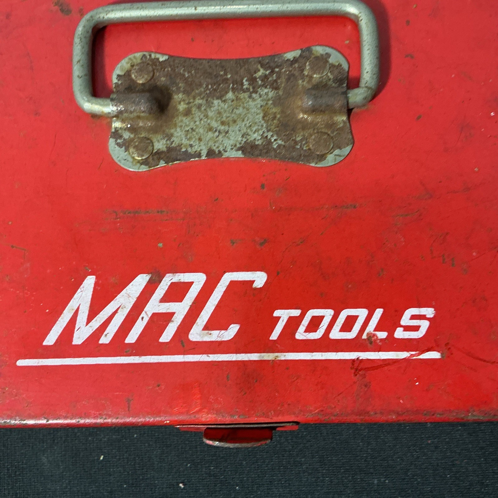 Vintage MAC TOOLS Mini Tool Box 10.5” X 7” X 2”