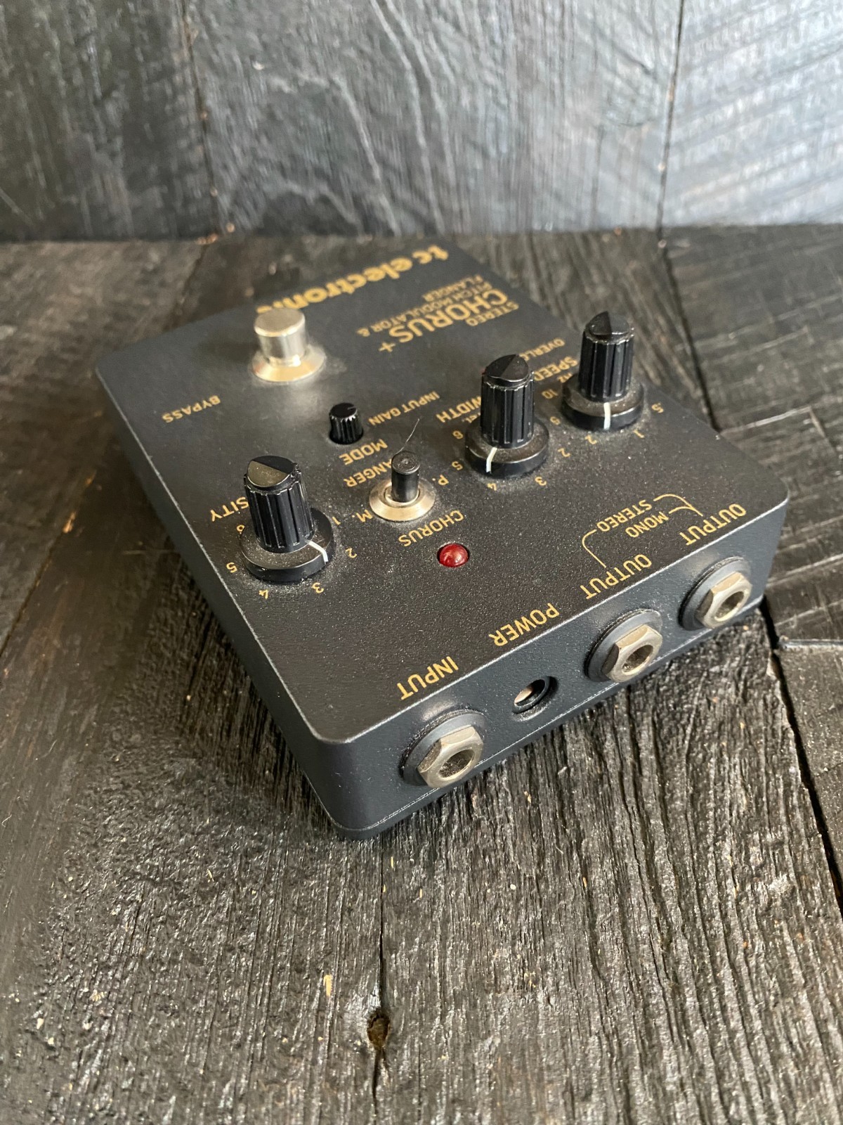 TC Electronic Stereo Chorus + Flanger & Pitch Modulator Effect Pedal