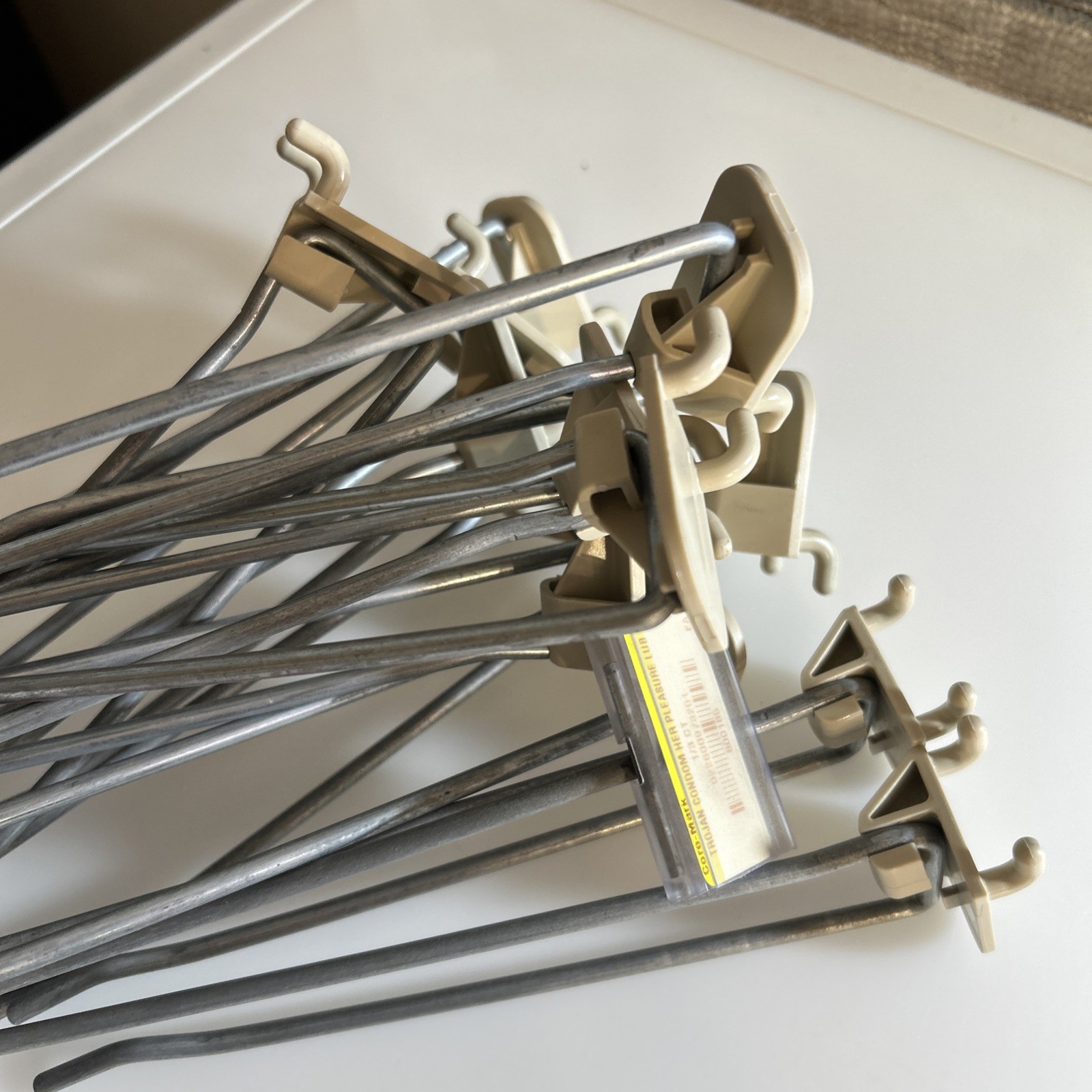 Peg Board Hook Arms 15 Piece Pre-Owned zbc