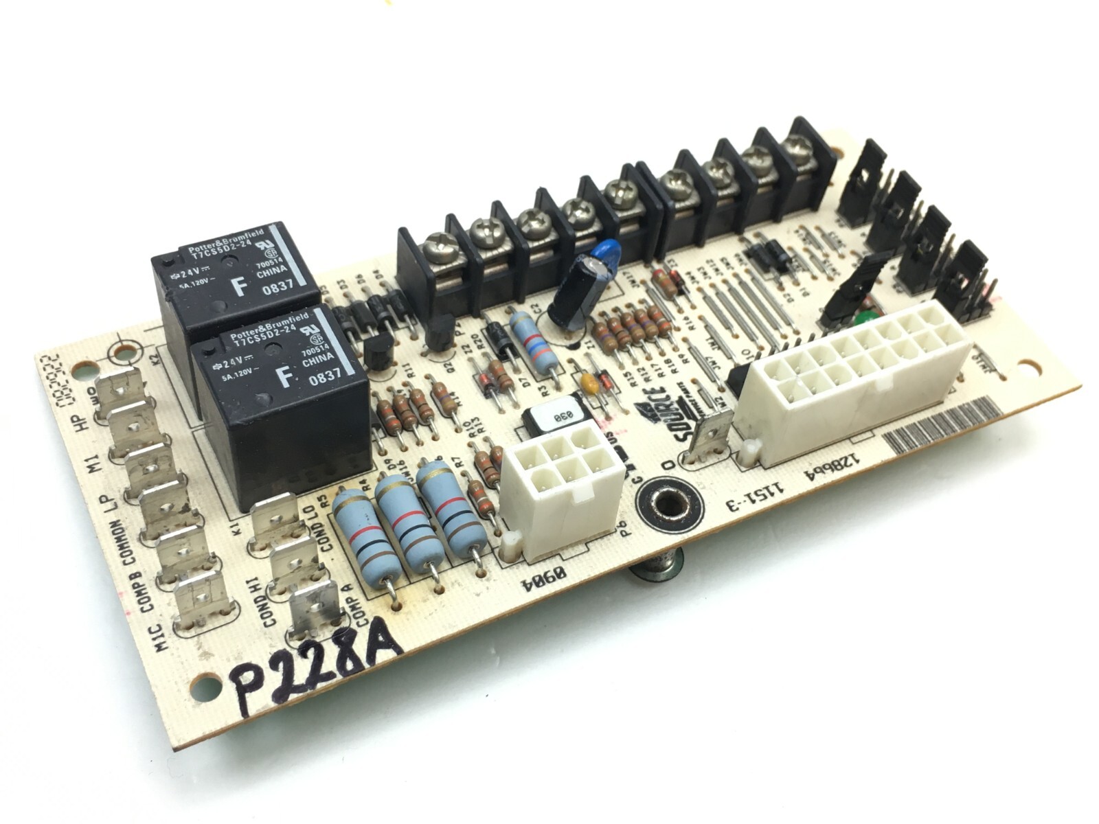 YORK 128664 Furnace Control Circuit Board 1151-3 SOURCE 1  used #P228A
