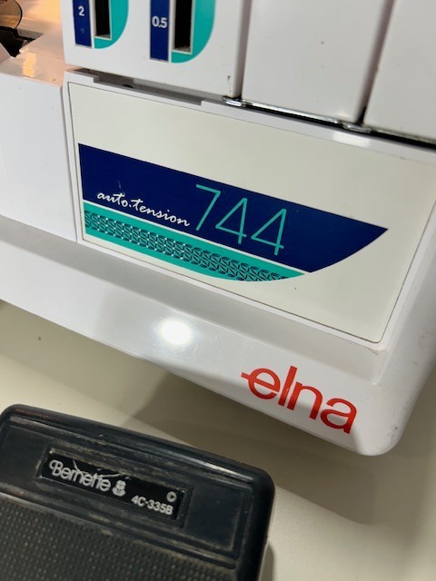 Elna 744 Overlock Serger Sewing Machine Runs See Description / Video READ