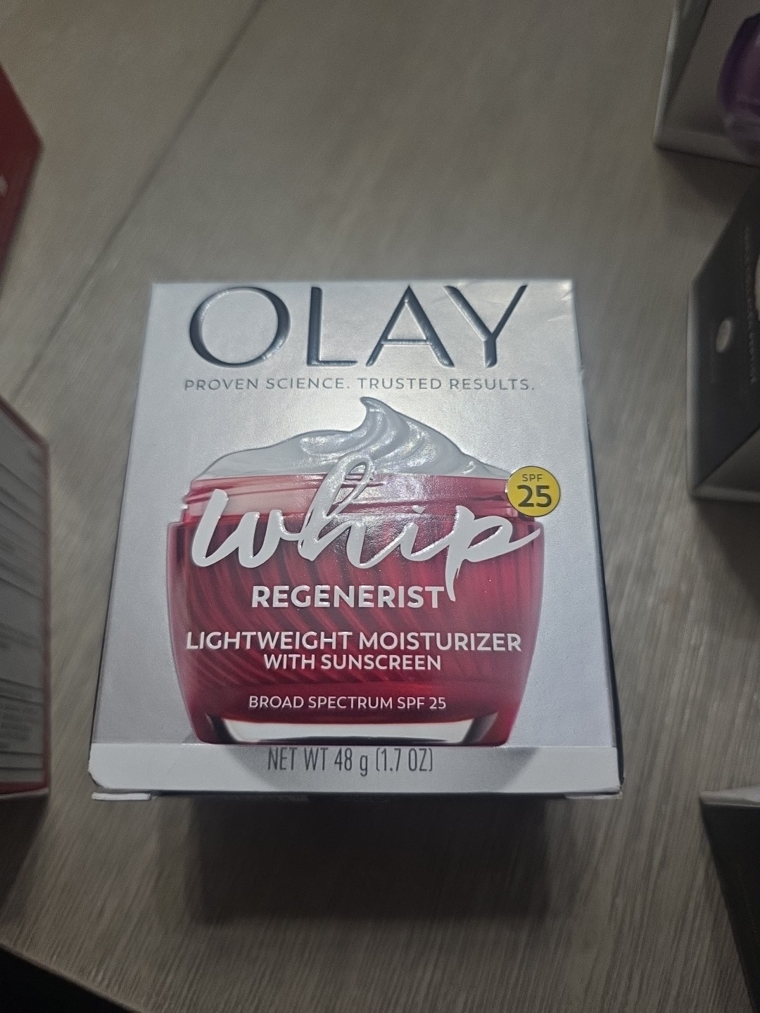 NIB Olay Regenerist Whip Active Moisturizer With Sunscreen Spf25 10/2026
