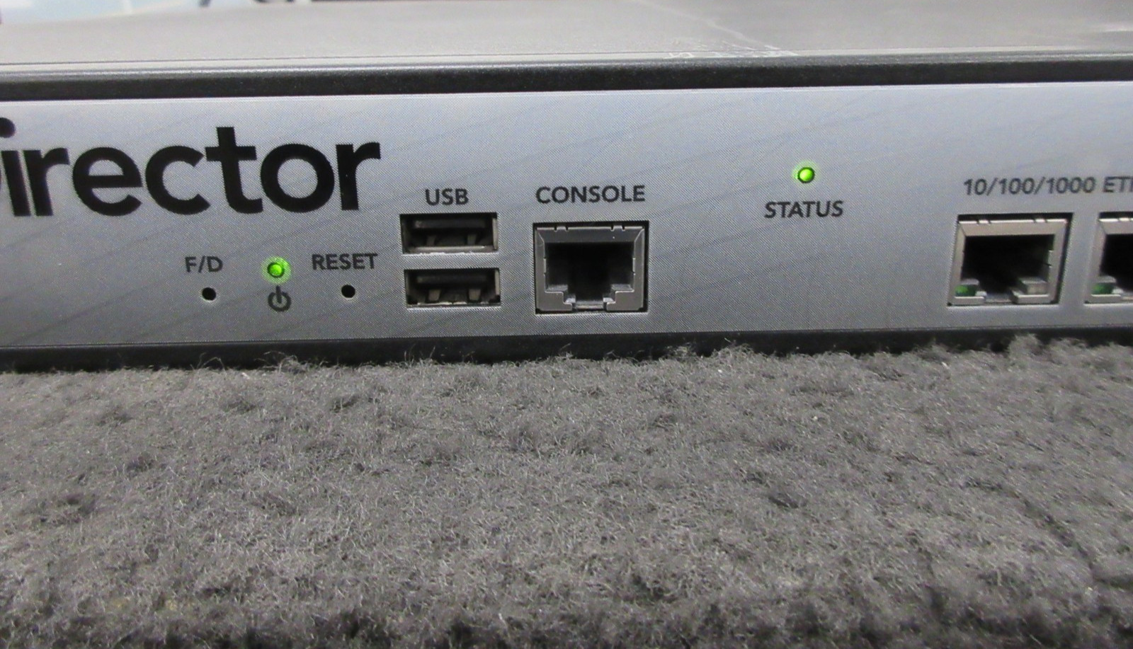 RUCKUS ZONEDIRECTOR 3000 WIRELESS LAN Controller ZD3000