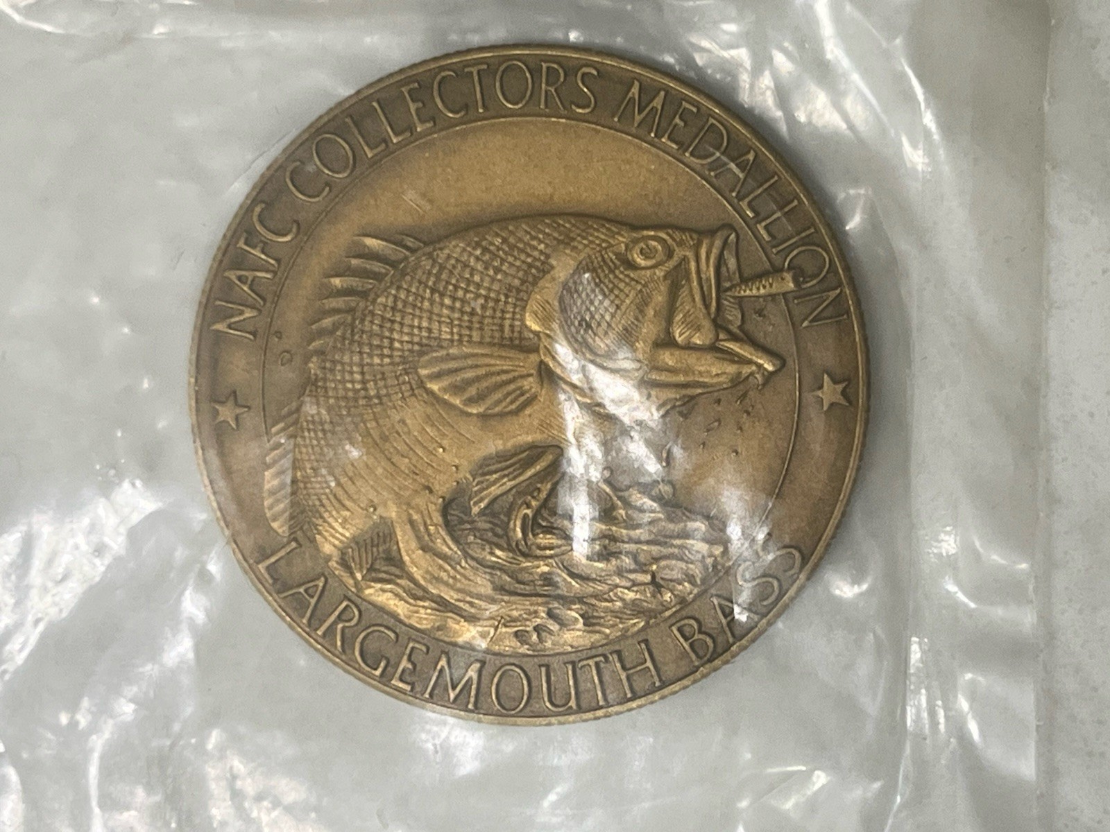 Collectors Series 01 Largemouth Bass Coin Sealed North American Fishing Club