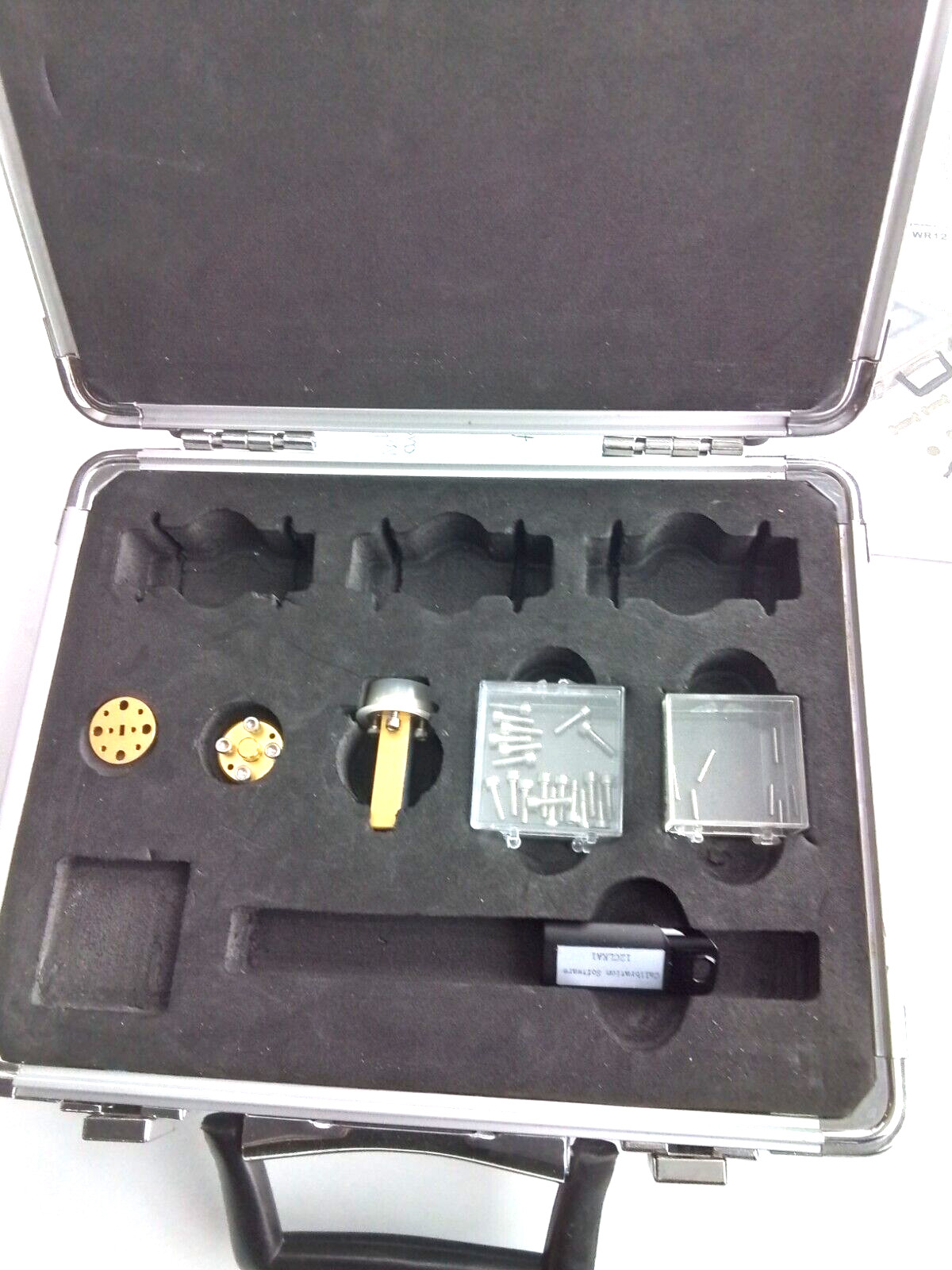 A-Info MW 12CLKA_PO Calibration kit TRL WR12 60-90Ghz