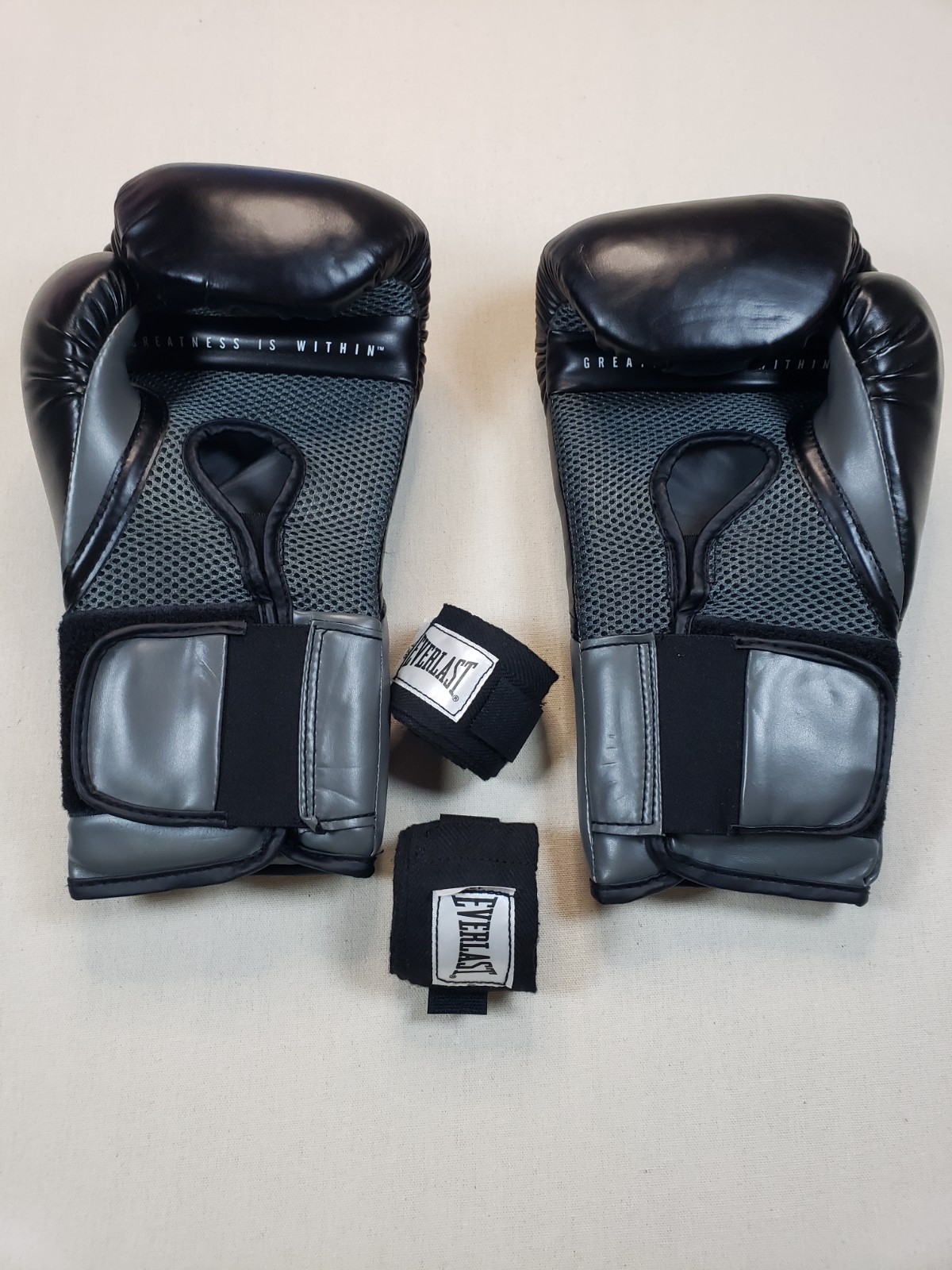 Everlast Elite V2 Training Gloves Black Wrist Wraps 14oz Boxing Evershield