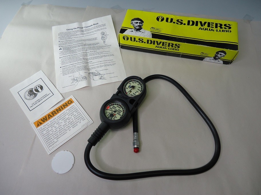 US Divers Aqua Lung Pivot looks unused with box Jacques Cousteau
