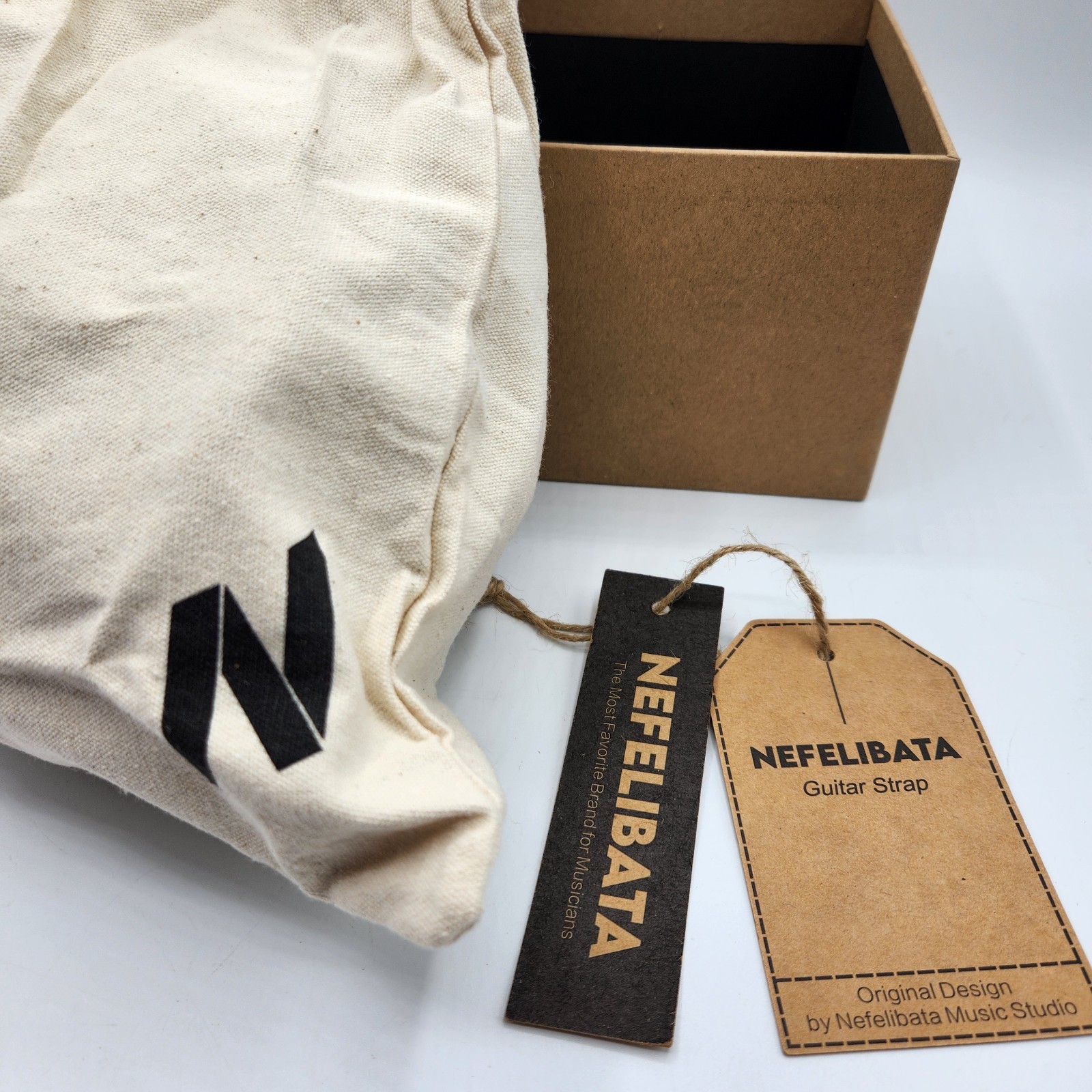Nefelibata Guitar Strap, 3.75" Wide Black NIB