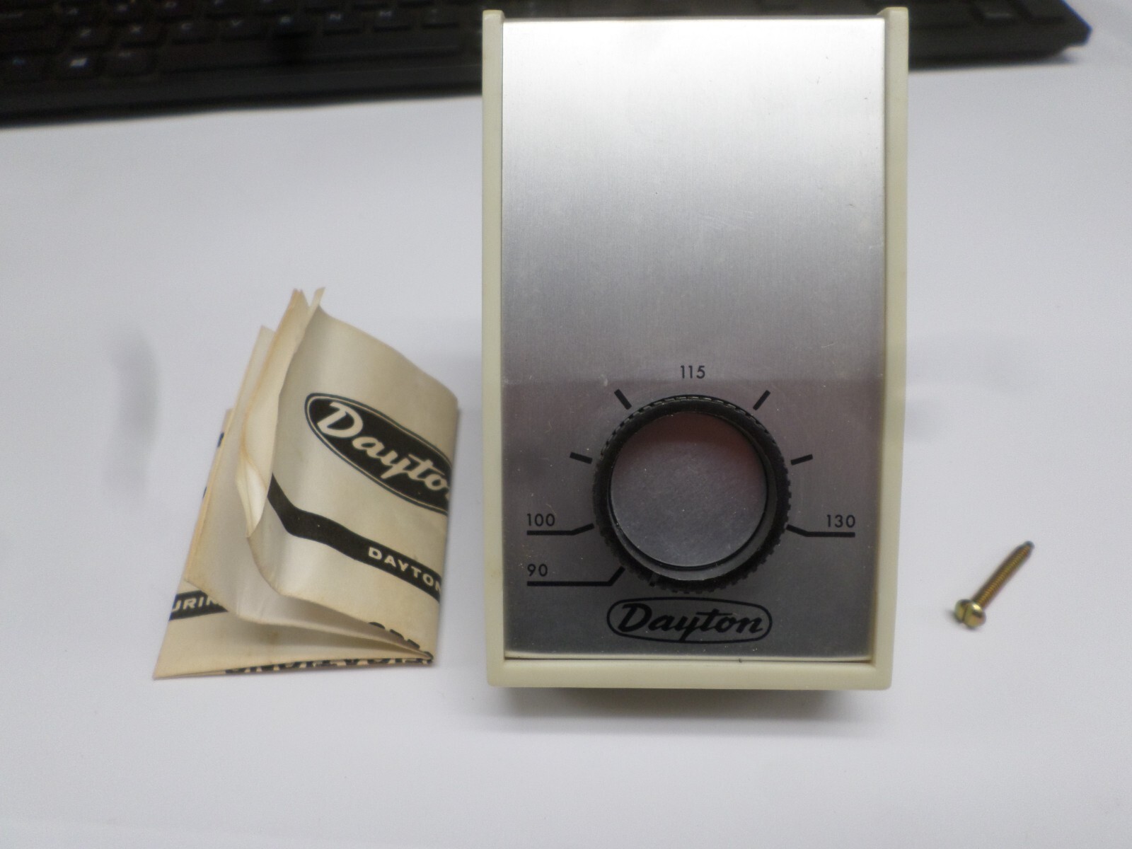 NOS DAYTON 2E340 SWITCH CONTROL 240VAC ATTIC FAN DIFFERENTIAL