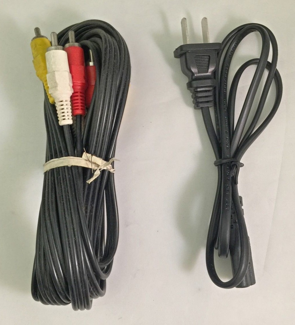 Used 1 - AV Cabel and 1 - Power Cord (Japanese)